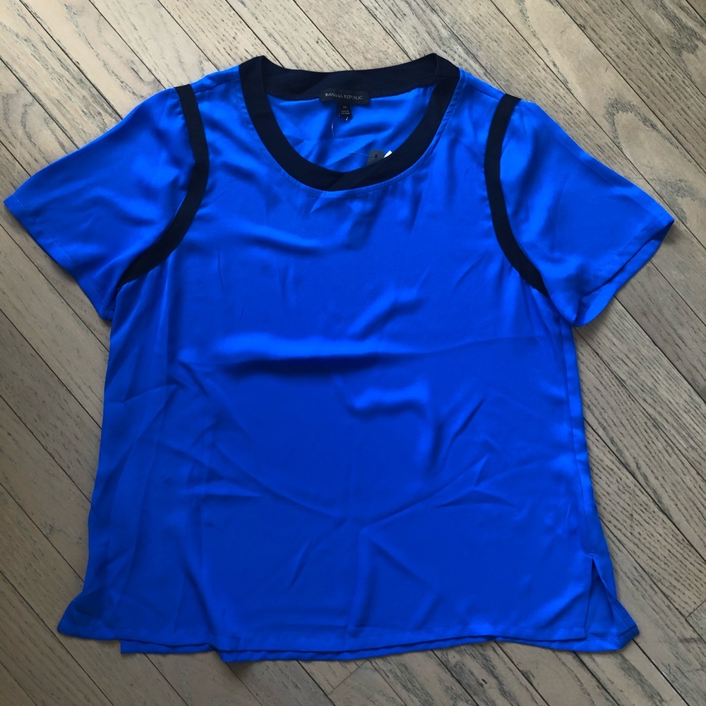 *NWT* Banana Republic - Royal Blue Top